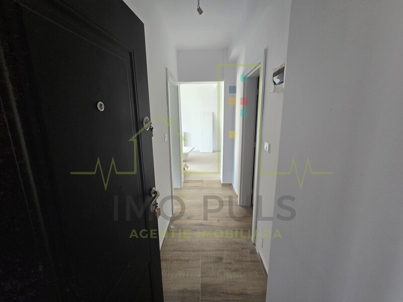 Timisoara, apartament la parter cu balcon, bucatarie separata, loc de parcare