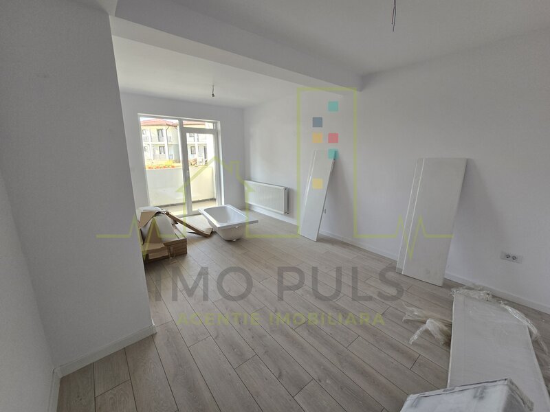 Timisoara, apartament la parter cu balcon, bucatarie separata, loc de parcare